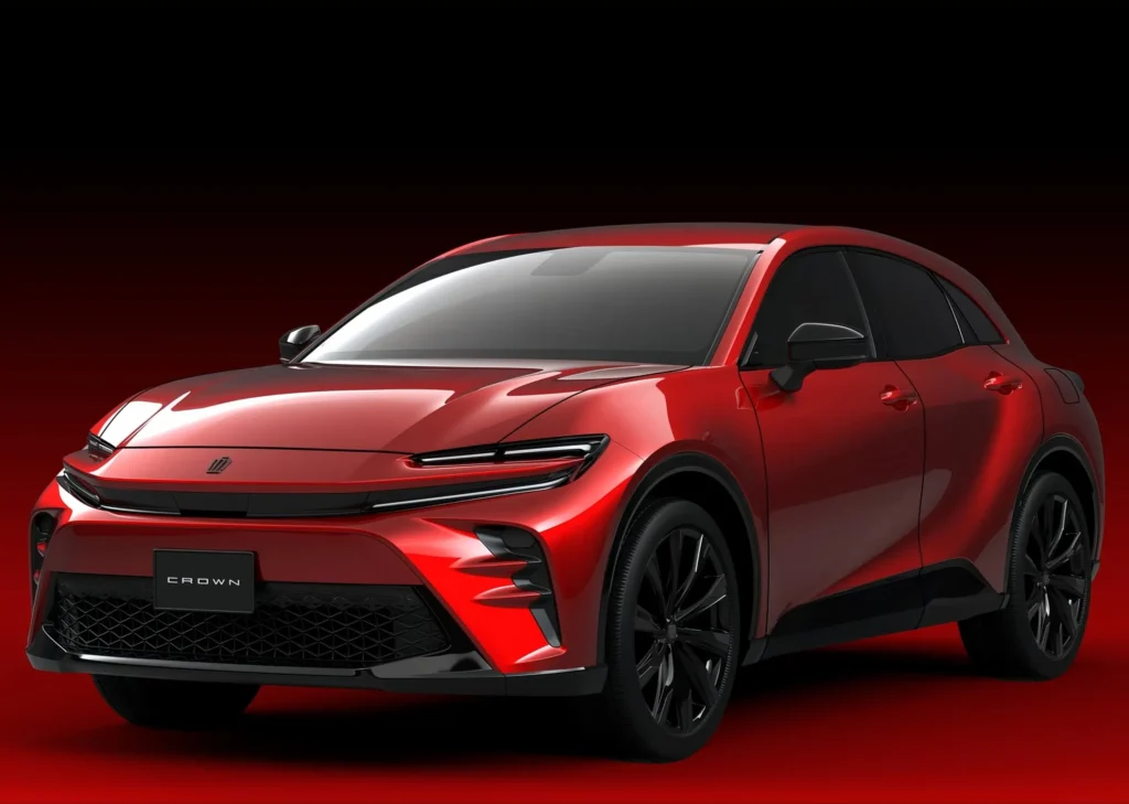 토요타 크라운 스포츠 이모셔널 레드 색상 측면 얼짱 각도